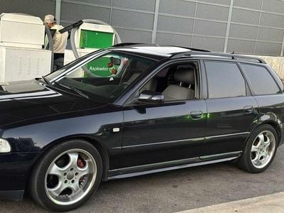 Usado Audi A4 110 HP (80 kW) 1999 Sedan