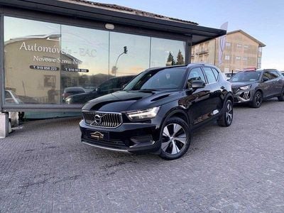 Preto Usado 2021 Volvo XC40 Momentum SUV | € 27.900 (Preço justo)