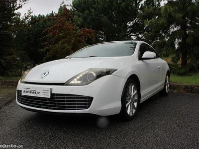 Branco Usado 2014 Renault Laguna Coupé Dynamique Coupé | € 11.800