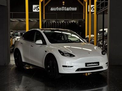 Branco Usado 2023 Tesla Model Y Standard Range SUV | € 32.990 (Preço justo)