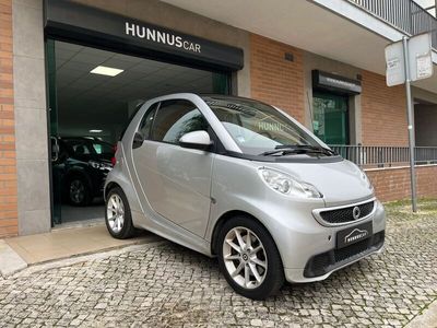 Usados 2013 Smart ForTwo Coupé 1.0 Benzin 84 CV (€7.500)