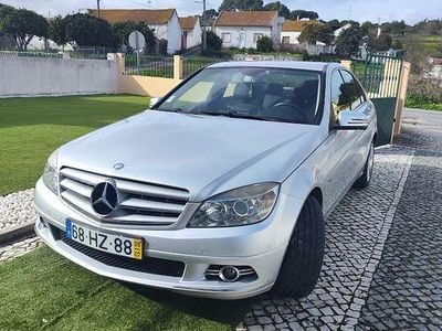 Usado 2009 Mercedes C200 Sedan | € 7.999 (Super Preço)