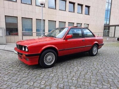 Vermelho Usado 1981 BMW 318 | € 25.000