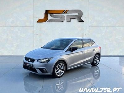 Cinzento Usado 2021 Seat Ibiza | € 14.890 (Preço justo)
