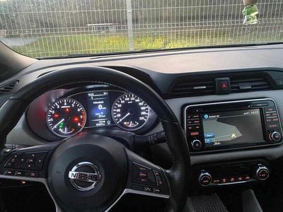 Usado Nissan Micra 90 HP (66 kW) 2018 Cinzento Citadino
