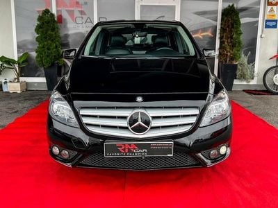 Mercedes B180
