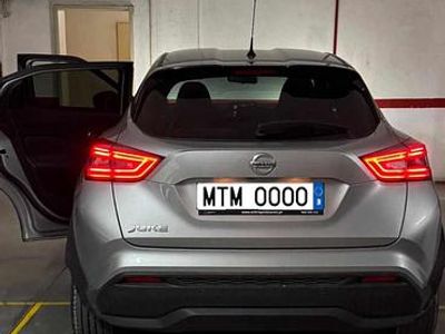 Usado Nissan Juke 117 HP (86 kW) 2020 Cinzento SUV