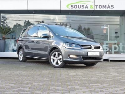Usado VW Sharan 140 HP (102 kW) 2011 Cinzento Monovolume