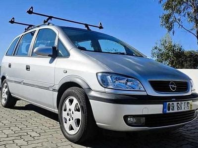 Cinzento Usado 2003 Opel Zafira Monovolume | € 6.000