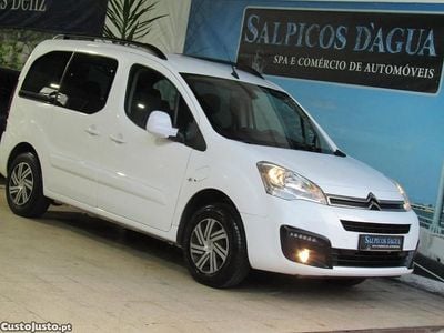 Branco Usado 2017 Citroën Berlingo Monovolume | € 13.980