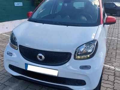 Branco Usado 2017 Smart ForFour Citadino | € 12.800 (Preço elevado)