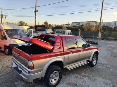 Vermelho Usado 2004 Mitsubishi L200 Pickup | € 15.750 (Bom preço)