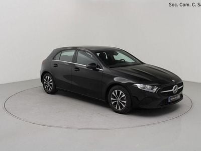 Usado Mercedes A180 116 HP (85 kW) 2025 Preto Sedan