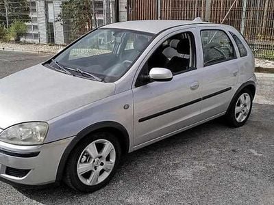 Usado Opel Corsa 69 HP (50 kW) 2005 Cinzento Citadino