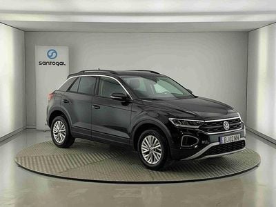 Usado VW T-Roc Life 116 HP (85 kW) 2024 Preto SUV