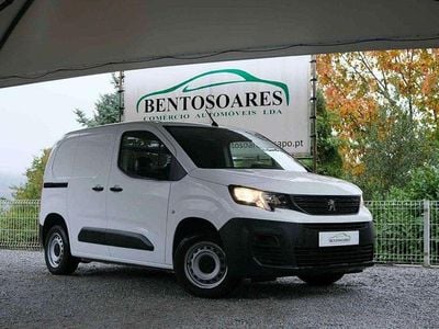 Branco Usado 2019 Peugeot Partner Premium Monovolume | € 13.500 (Preço justo)