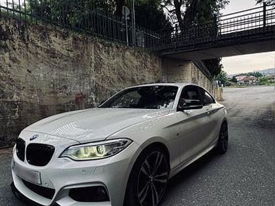 BMW 225