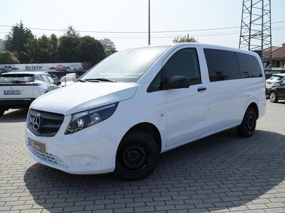 Usado Mercedes Vito 102 HP (75 kW) 2019 Branco Van