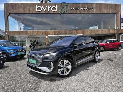 Usado Audi Q4 e-tron 150 kW (204 HP) 2022 Preto SUV