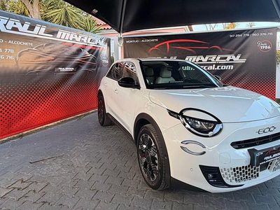 Branco Usado 2025 Fiat 600 La Prima SUV | € 25.900 (Preço elevado)
