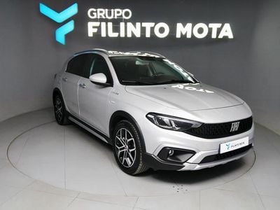 Cinzento Usado 2022 Fiat Tipo Cross Citadino | € 17.740 (Preço elevado)