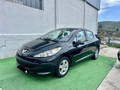 Usado 2008 Peugeot 207 Sedan | € 5.950 (Caro)