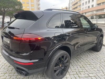 Porsche Cayenne S E-Hybrid