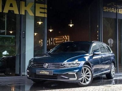 Azul escuro Usado 2020 VW Passat GTE Carrinha | € 25.890 (Preço elevado)