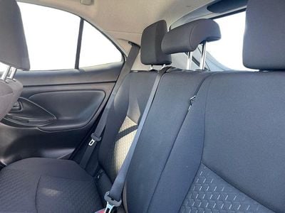 Branco (sólida) Usado 2024 Toyota Yaris Comfort | € 26.750