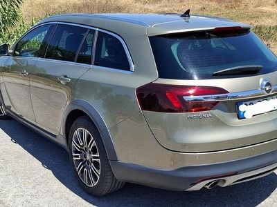 Usado Opel Insignia Country Tourer 170 HP (125 kW) 2014 Carrinha