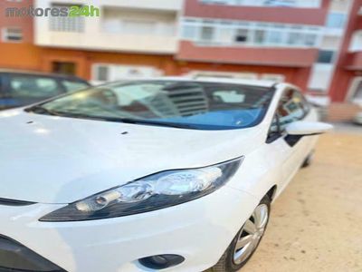 usado Ford Fiesta 1.4 TDCi Titanium