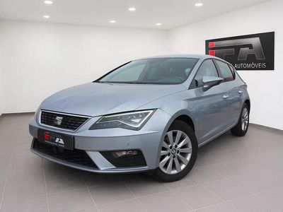 Cinzento Usado 2021 Seat Leon | € 16.900 (Preço justo)