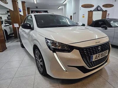 Branco Usado 2022 Peugeot 208 Active Citadino | € 13.900 (Bom preço)