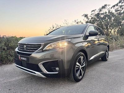 Usado Peugeot 5008 Allure 2019 Sedan