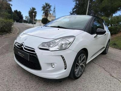 Branco Usado 2016 Citroën DS3 Chic Coupé | € 8.699
