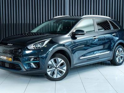 Usado Kia e-Niro 150 kW (204 HP) 2022 Azul SUV