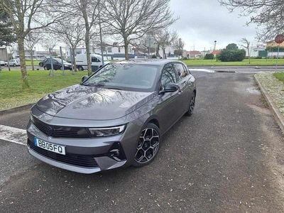 Usado Opel Astra 131 HP (96 kW) 2023 Cinzento Citadino