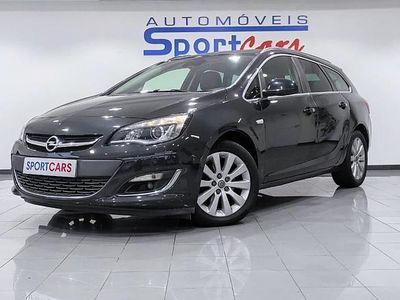 Usado Opel Astra Executive 110 HP (80 kW) 2016 Preto Carrinha