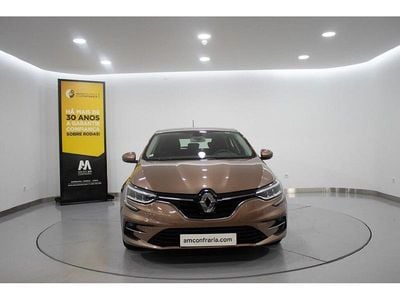 Usado Renault Mégane IV Intens 115 HP (84 kW) 2020 Castanho