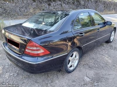 Mercedes C200