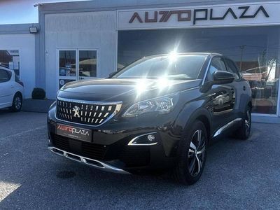 Usado Peugeot 3008 130 HP (95 kW) 2018 Preto SUV