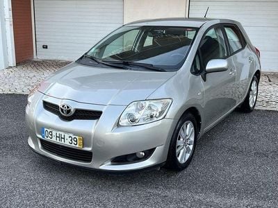 Usado 2009 Toyota Auris Sedan | € 5.350 (Bom preço)