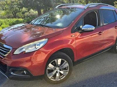 Usado Peugeot 2008 82 HP (60 kW) 2015 Outra SUV