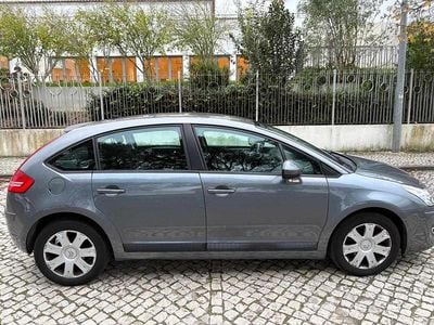 Cinzento Usado 2010 Citroën C4 Coupé | € 5.400 (Preço elevado)