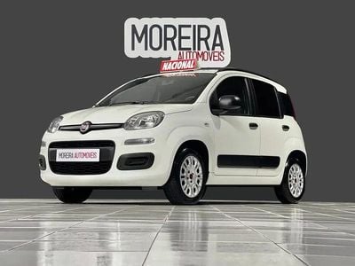 Usado Fiat Panda Lounge 69 HP (50 kW) 2017 Amarelo Citadino
