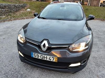 Usado 2015 Renault Mégane III LIMITED Sedan | € 6.900 (Preço justo)