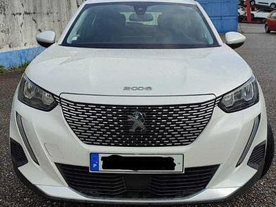 Peugeot e-2008