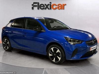 Azul Usado 2023 Opel Corsa-e Elegance Citadino | € 17.790 (Bom preço)