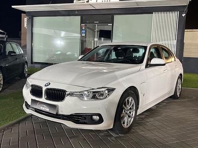 Usado BMW 330 183 HP (134 kW) 2017 Branco Sedan