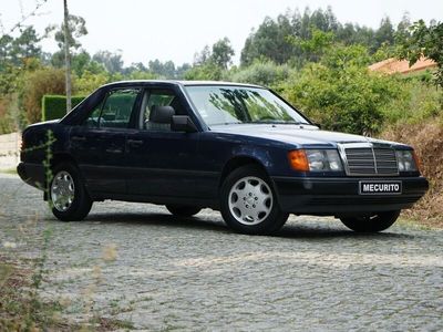 usado Mercedes 300 Turbo Diesel 4 Matic - Clássico para venda em Amarante